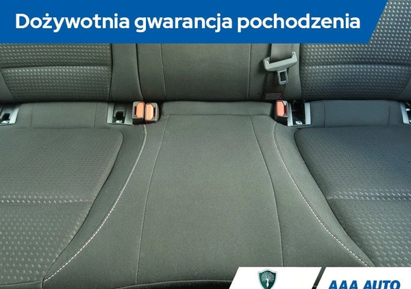 Ford Focus cena 70000 przebieg: 33993, rok produkcji 2019 z Nałęczów małe 172